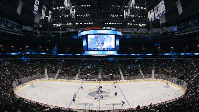 NHL JE TADY! V říjnu uvidíte na NOVA Sport, FANDOVI a VOYO 34 zápasů!