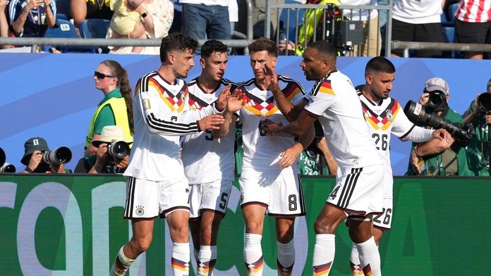 Německo–Paraguay ON-LINE: Němci po přestávce srovnávají. Trefil se Havertz