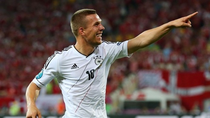 Podolski hrál za Německo 100. zápas a oslavil to gólem