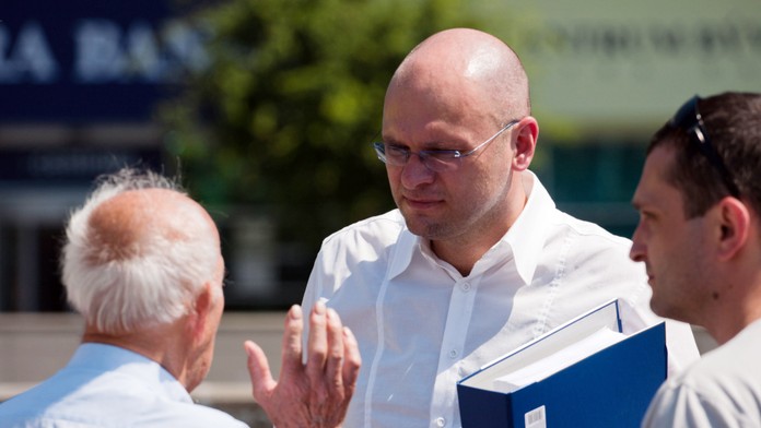 Měli bychom mít plán návratu ke koruně, řekl předseda slovenského parlamentu
