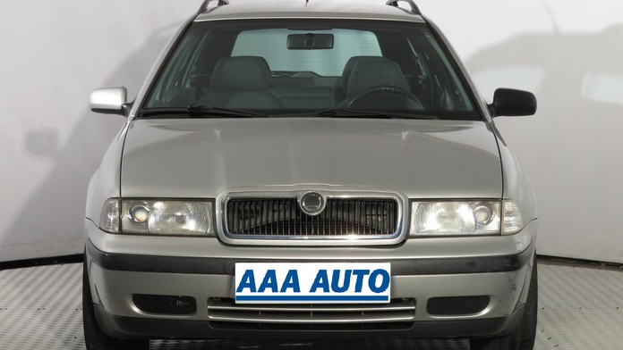 Škoda Octavia I: nevyrábí se už deset let, mezi ojetinami je stále hitem