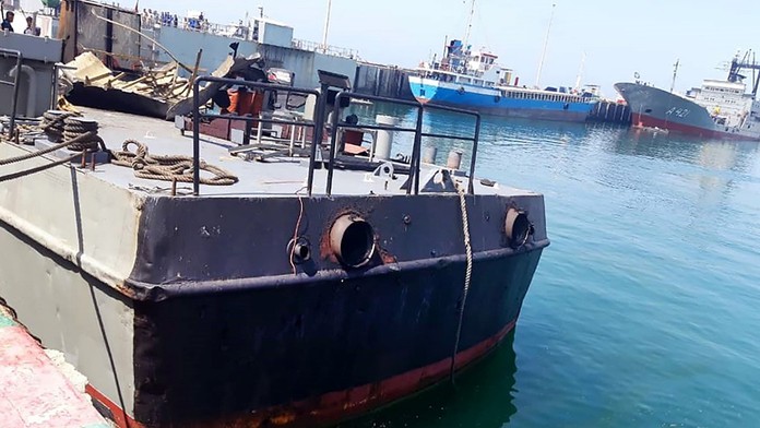Vojáci během cvičení zasáhli vlastní plavidlo raketou, 19 lidí zemřelo