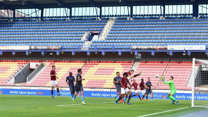 Černý den českých týmů: Výhru neslaví Sparta, Plzeň ani Boleslav