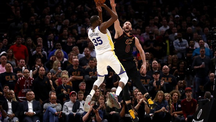 Čahoun Durant si dělal, co chtěl! Golden State jsou krok od titulu