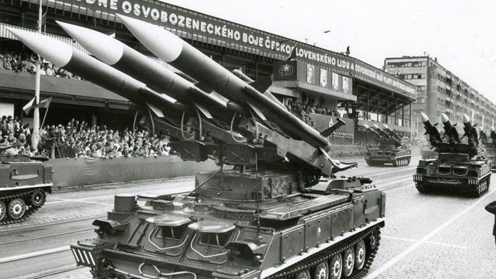 Česko plánuje obří vojenskou přehlídku. Na výročí 100 let státu