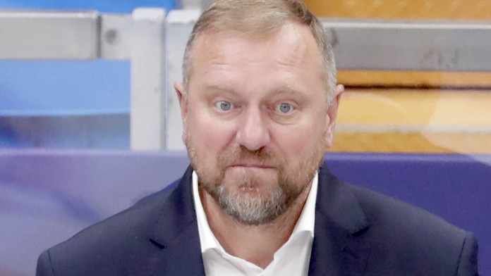 Skandál v KHL! Trenér Chabarovsku byl vyhozen za zvláštních okolností