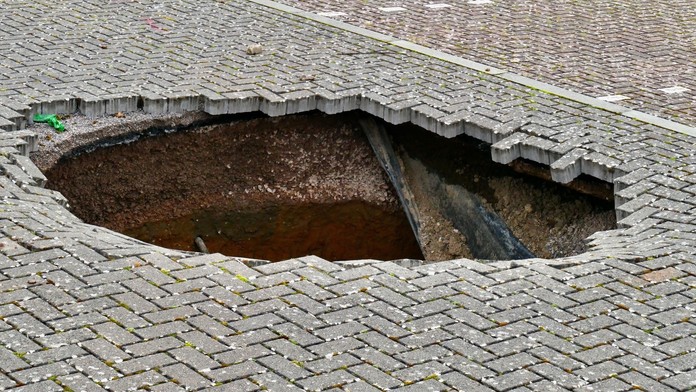 Seniorka šla hledat kočku a zmizela. Propadla se do země, tvrdí záchranáři