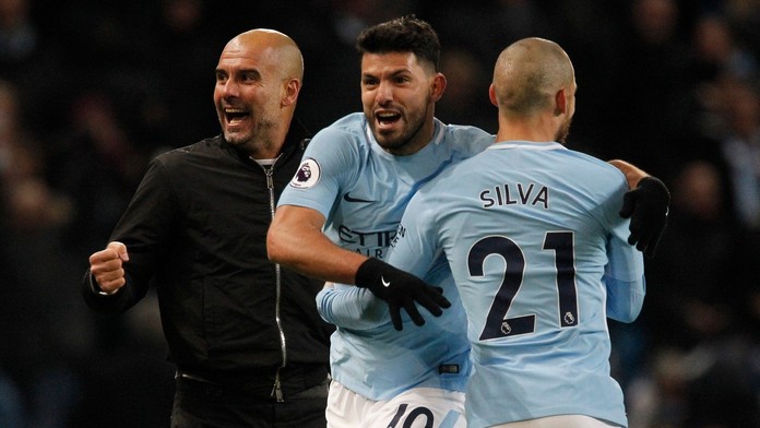 Guardiola má první trofej v City! Jeho tým deklasoval Arsenal 3:0