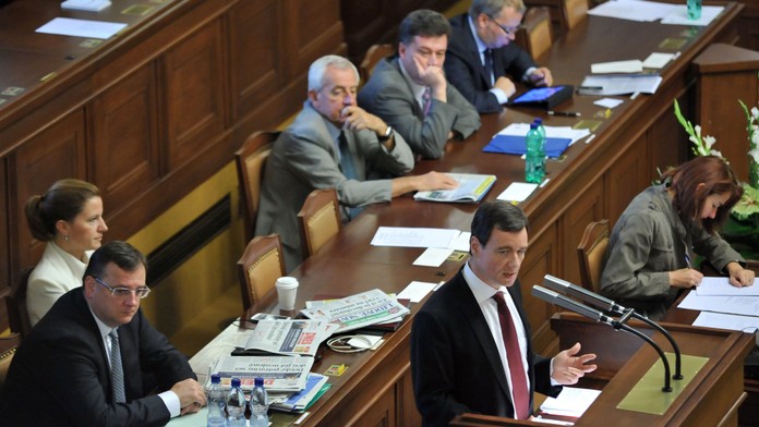 Tajný odposlech v Rathově kauze! Jsou na něm další politici?