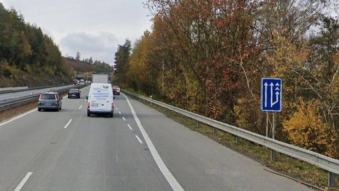 Tuto značku potkávají řidiči už skoro 60 let, moc ale neví, jak se podle ní chovat