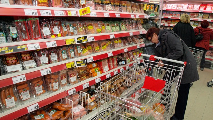 Češi bojkotují halal kuře! Muslimské jídlo řetězec stahuje