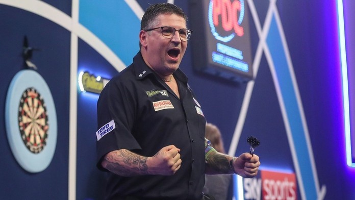 Nestárnoucí Anderson vytvořil rekord v počtu 180 na Players Championship