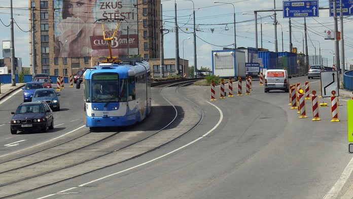 V Ostravě srazila tramvaj ženu, ta v nemocnici zemřela