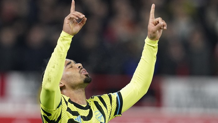 Gabriel Jesus z Arsenalu slaví gól do sítě Nottinghamu