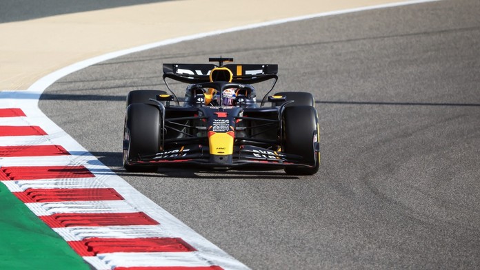Max Verstappen při tréninku na VC Bahrajnu
