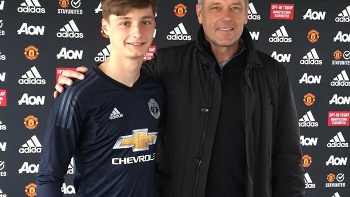 Šestnáctiletý brankář Ondra je bez sebe! Míří do Manchesteru United