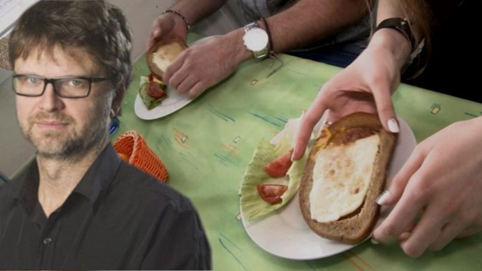 Totální studentský HIT: Co namazal Nyklas na topinku?