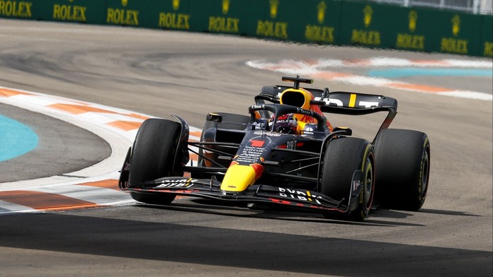 Premiérový závod F1 v Miami ovládl Verstappen, celkově stále vede Leclerc