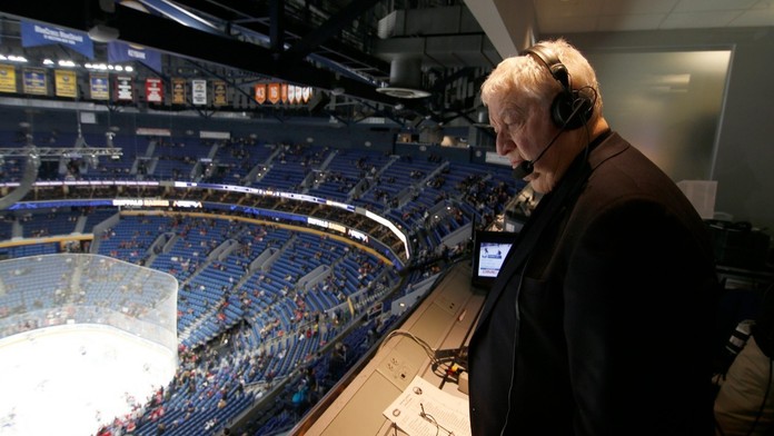 NHL smutní. Zemřela legenda Buffala i jeden z nejlepších komentátorů historie