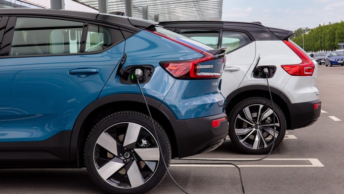 Česko zaostává. V podílu elektromobilů jsme na chvostu EU, za námi je jen Kypr!