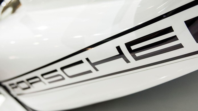 Porsche se namočilo do podvodů. Tisíce aut musí do servisu