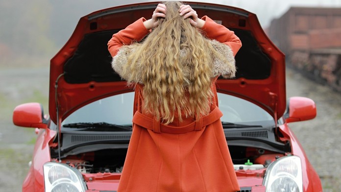 Jen přezout gumy nestačí. 7 dalších věcí, které vaše auto potřebuje před zimou