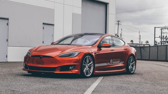 Tuning elektromobilů! Zní to šíleně, ale skutečnost je (trochu) lepší