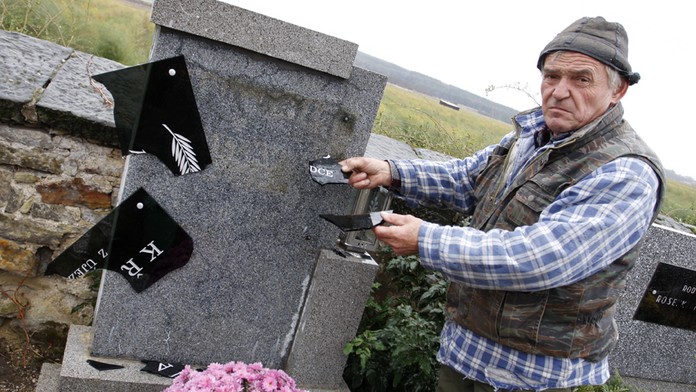 Policisté chytili vandala, který ničil hroby v Ostravě