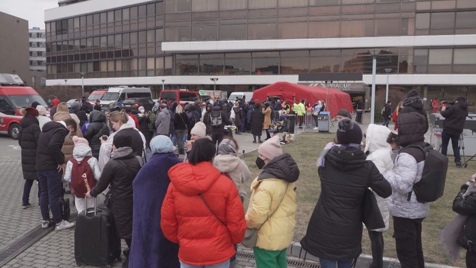Česko volá o pomoc s uprchlíky. Pomoci by mohly povinné kvóty, tvrdí Německo