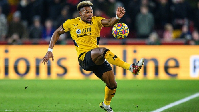 Dal přednost Barce před Tottenhamem. Traoré se vrací do Španělska