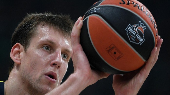 Veselý si to rozmyslel! Hvězda Fenerbahce nároďáku pomůže