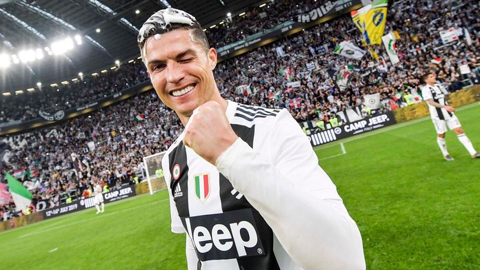 Erupce radosti! Takhle Juventus slavil titul. Ronaldo překvapil