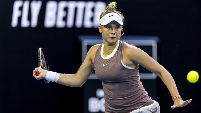 Brenda Fruhvirtová a Siniaková slaví v Miami postup. V kvalifikaci uspěl Kopřiva