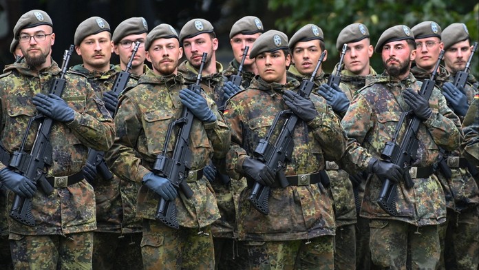 Německo buduje superarmádu. Bundeswehr má nejvíce vojáků za 12 let