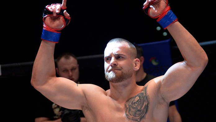 Esporty se pouští i do MMA. V Kladně se utkají nejlepší hráči konzolové UFC i s Kinclem