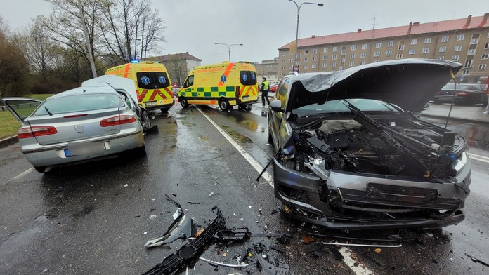 Velikonoce znamenají větší riziko na silnicích. Proč vám hrozí nebezpečí?