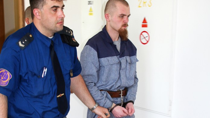 Recidivista bodl barmana ČTYŘIKRÁT do OBLIČEJE! Ve vězení bude 20 LET!