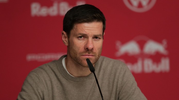 Alonso je pro Liverpool volbou číslo jedna. Oslovil trenérova agenta