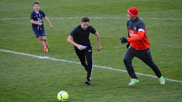 Beckham vzal své synky na trénink PSG, Zlatan a spol. se bavili