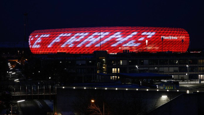 Bayern uctí Beckenbauerovu památku. Duelem na NS3 provede Franz Straka