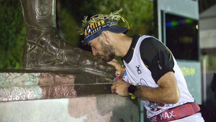 Ultramaratonec Brunner vyhrál slavný Spartathlon. V 7. nejlepším čase historie