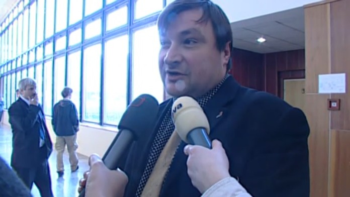 Chomutov se promění v přísně střeženou zónu! Jaký bude pohřeb kmotra Housky?