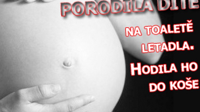 Porodila dítě v letadle a vyhodila ho do koše. Prozradila ji krev