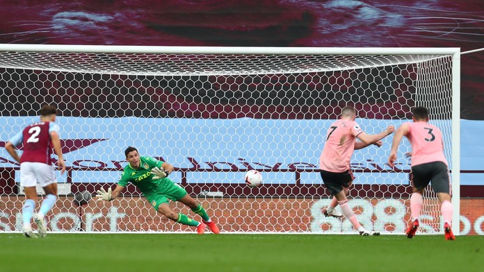 Aston Villa využila přesilovky i chycené penalty. Citizens porazili Wolves