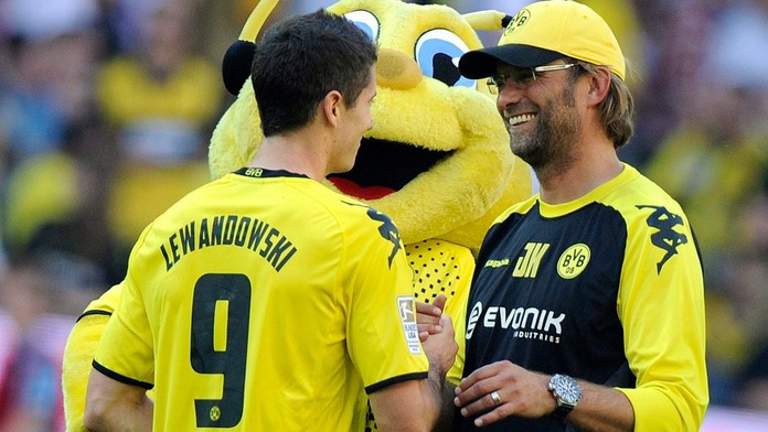 Lewandowski pálí dál! V repre vyrovnal rekord. Zláká ho Klopp?