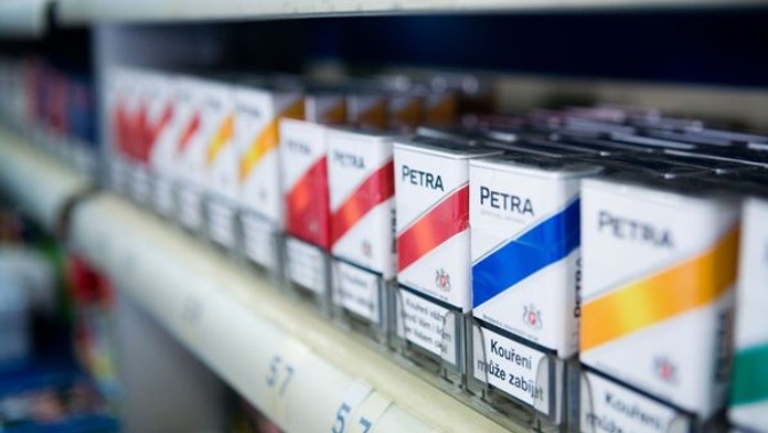 Z Česka mizí trafiky. Cigarety a časopisy už je neuživí