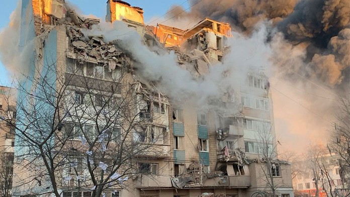 Rusko provedlo ničivý útok na Ternopil. Desítky mrtvých a zraněných civilistů