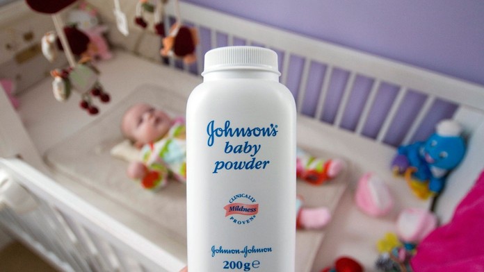 Ženu zabil dětský pudr! Johnson &amp; Johnson zaplatí 1,7 miliardy