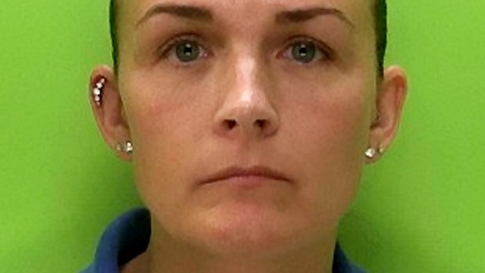 Žena (44) zneužívala malé chlapce a posílala jim nahá selfie!
