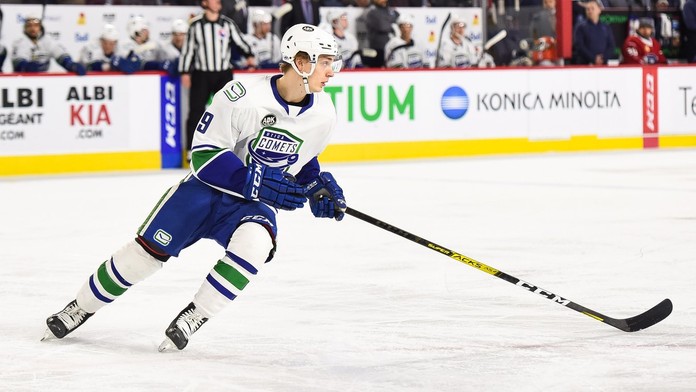 Vancouver stěhuje farmářský tým, Jašek to bude mít ke Canucks blíže
